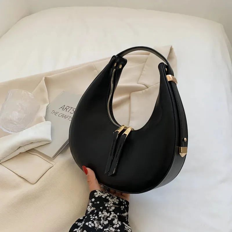 Sac en cuir demi-lune pour femme