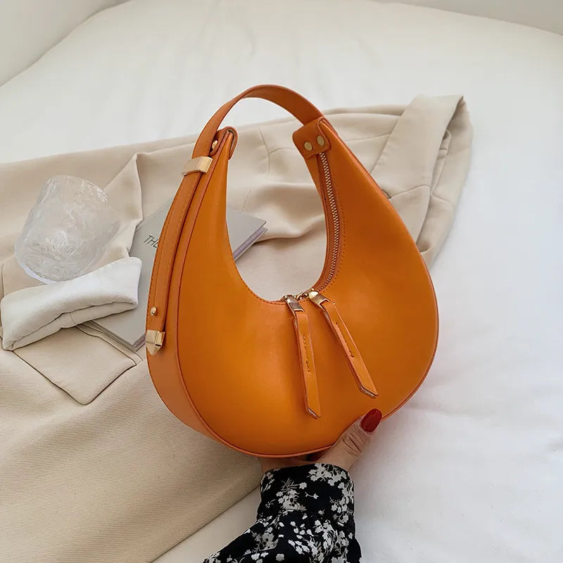 Sac en cuir demi-lune pour femme