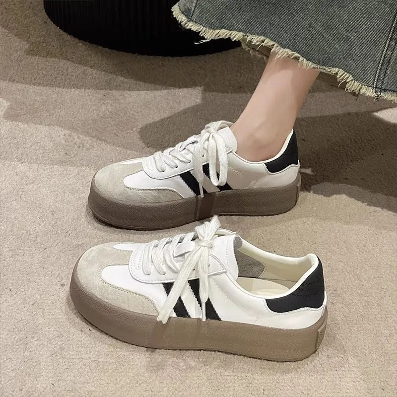 Aurora Comfort Women's Sneakers 