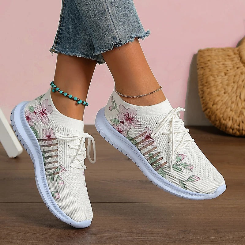 Baskets tricotées imprimées pour femmes,
Sneakers légères et respirantes,
Chaussures à motif floral chic,
Maille aérée pour un confort optimal,
Semelle en caoutchouc antidérapante,
Baskets slip-on pratiques,
Bout rond pour un confort adapté,
Chaussures décontractées pour le travail,
Idéales pour le shopping et les sorties,
Mode printemps-automne pour femmes.