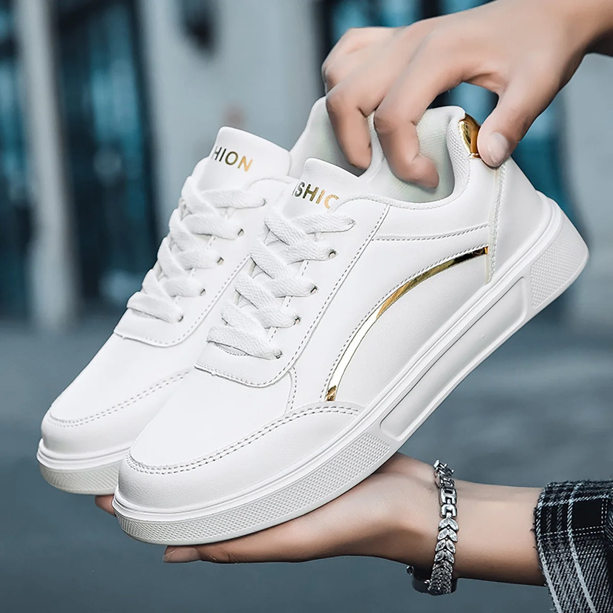 Women's platform sneakers,
Canvas platform shoes,
Fashion sneakers for women,
Comfortable platform shoes,
Sustainable women's sneakers,
High-top canvas sneakers,
Low-top platform sneakers,
Vegan canvas shoes,
Designer platform sneakers,
Casual platform footwear,